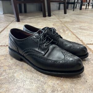 LIKE NEW Allen Edmonds Nomad Longwing Blucher/ Wingtip Men’s Shoes